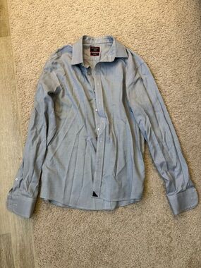 UNTUCKit Men's Light Blue Long-Sleeve Dress Shirt
